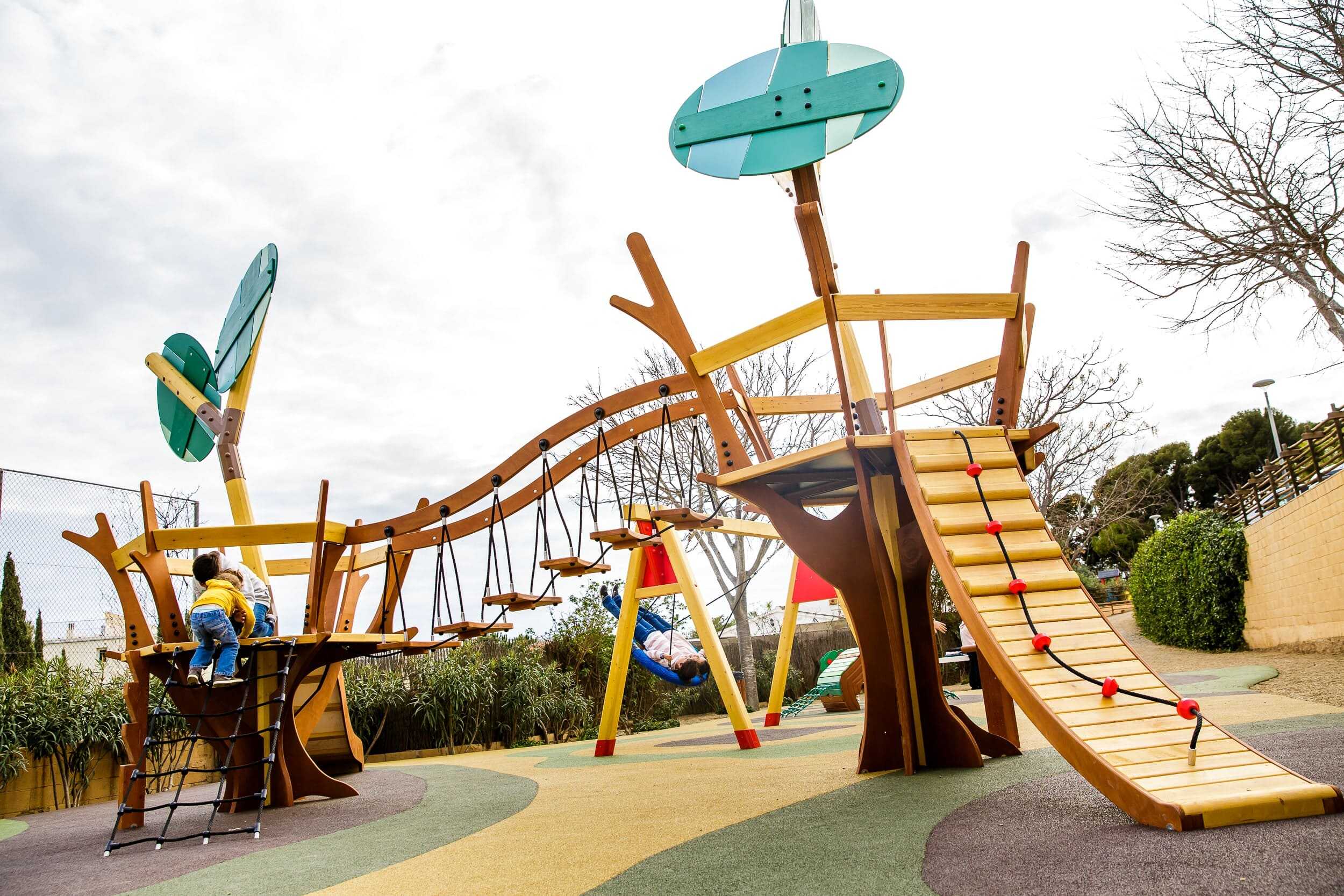 parc infantil càmping la llosa cambrils